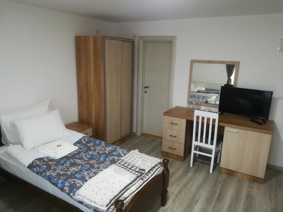 Karavan 123 Raška Dış mekan fotoğraf