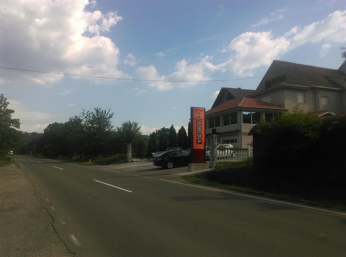 Karavan 123 Raška Dış mekan fotoğraf